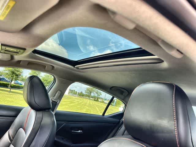 Used 2023 Nissan Sentra SR w/ SR Premium Package FWD image 32