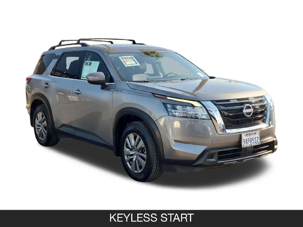 Used 2022 Nissan Pathfinder SV FWD image 2