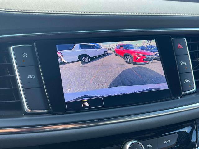Used 2022 Buick Enclave Essence w/ Sport Touring Edition image 35