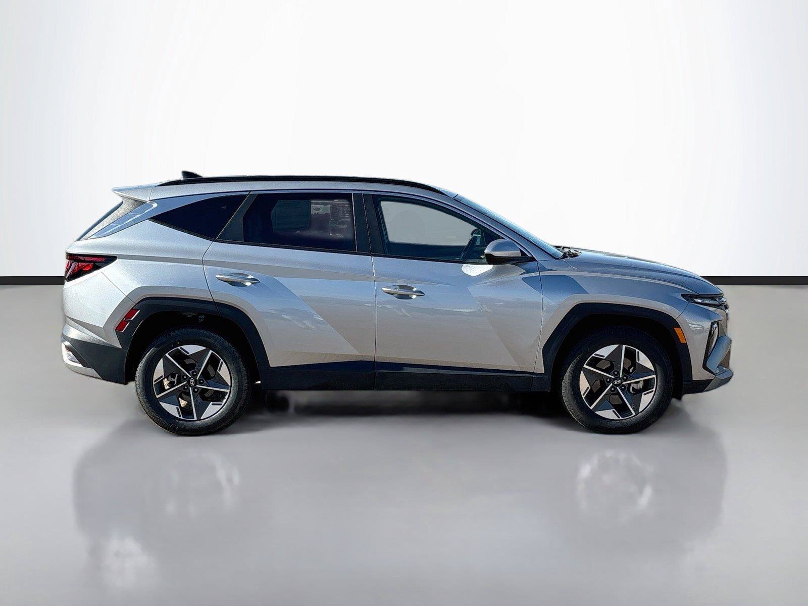 Used 2025 Hyundai Tucson SEL AWD/4WD image 17