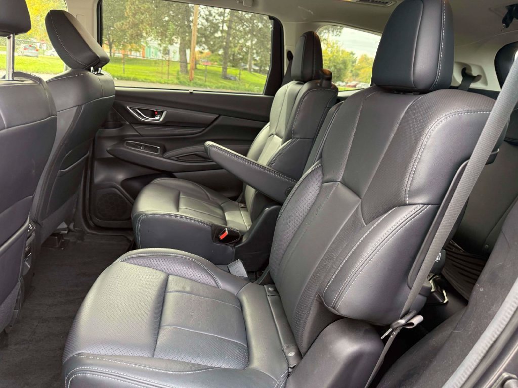 Used 2024 Subaru Ascent Limited AWD/4WD image 12
