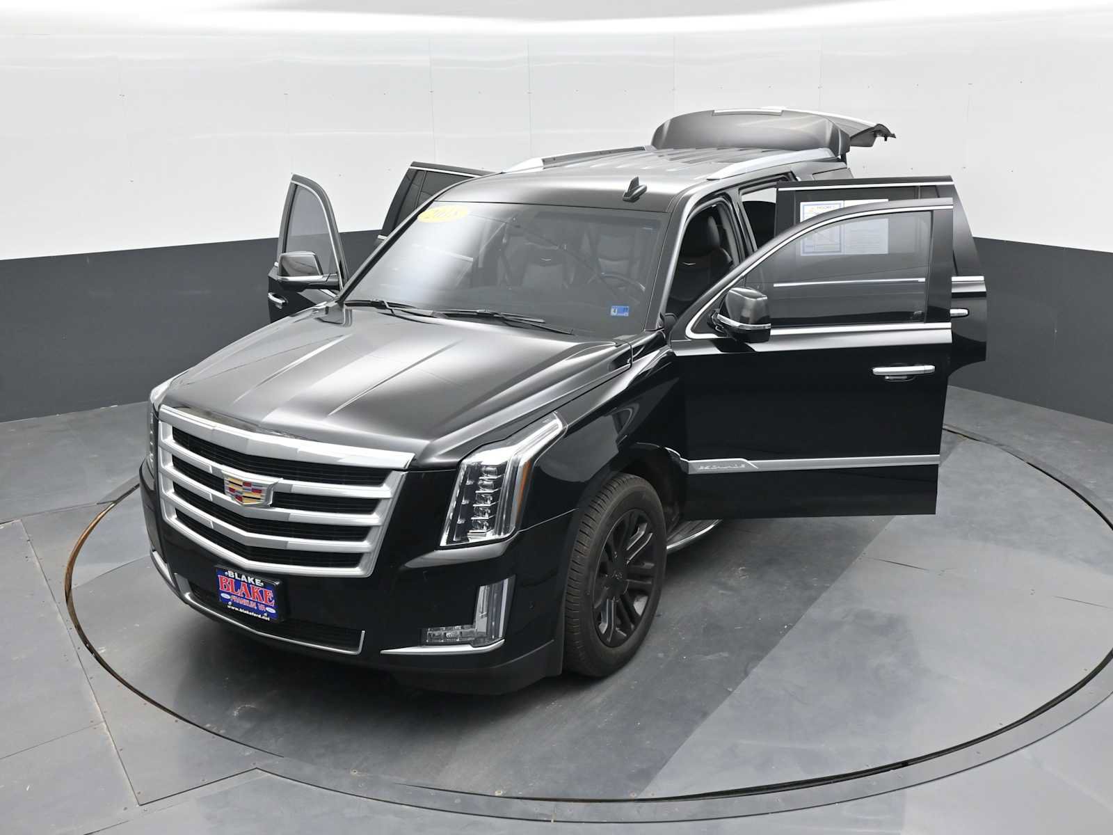 Used 2018 Cadillac Escalade 4WD image 38