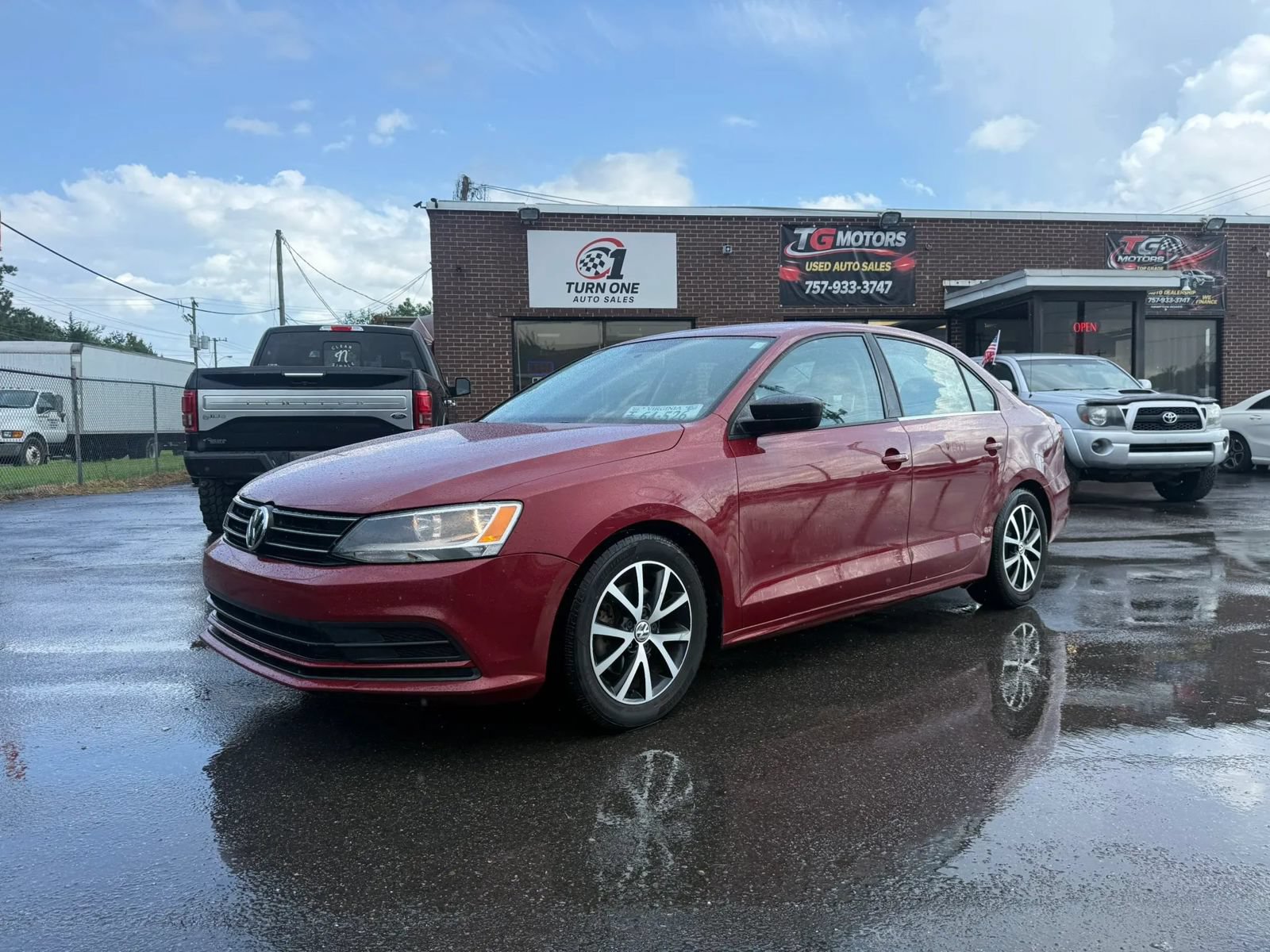 Used 2016 Volkswagen Jetta SE FWD image 1