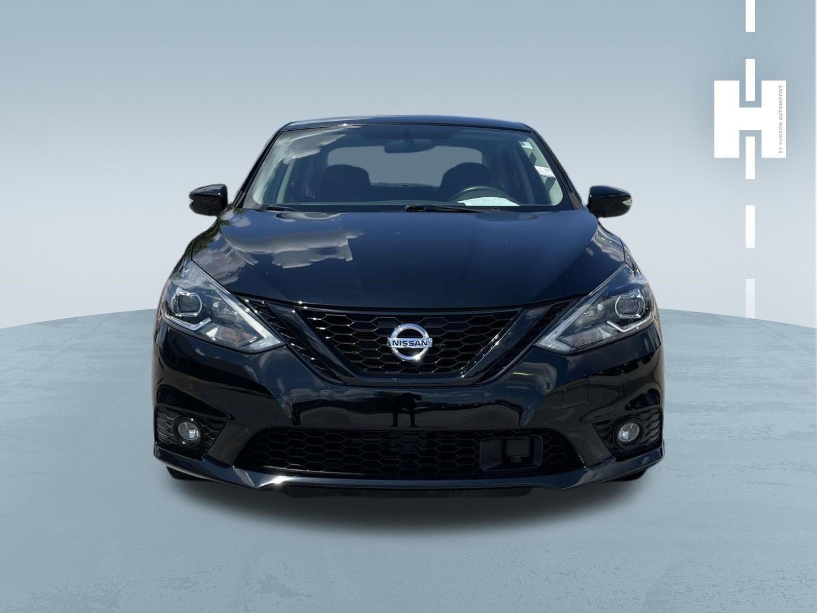 Used 2018 Nissan Sentra SR w/ Technology Package FWD image 2