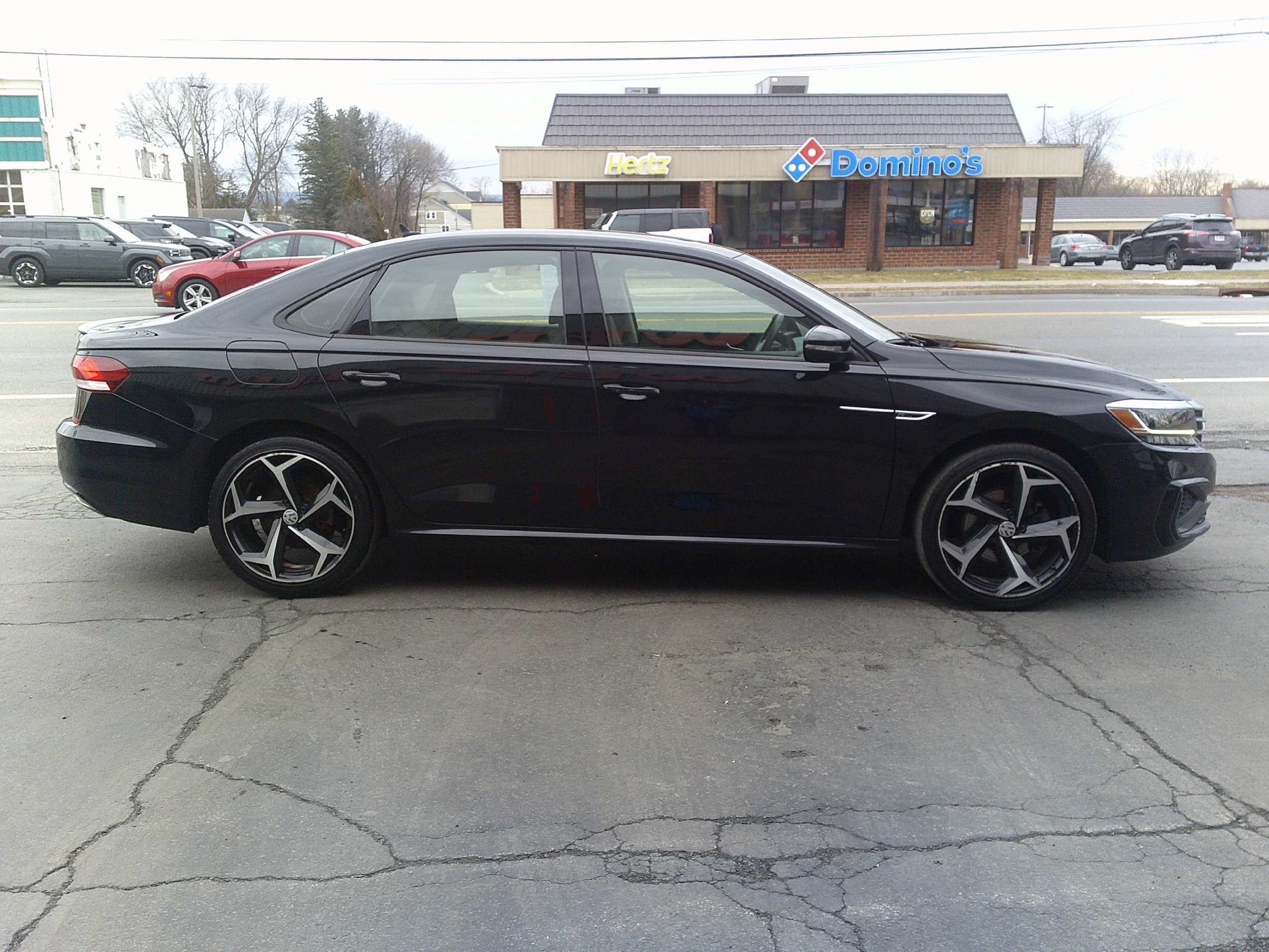 Used 2020 Volkswagen Passat 2.0T R-Line FWD image 6