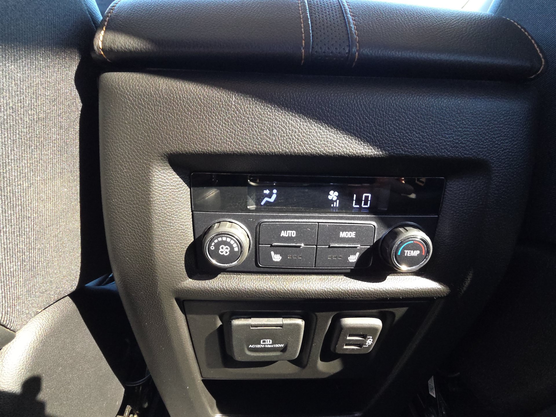 Used 2019 Chevrolet Traverse Premier w/ LPO, Floor Liner Package AWD/4WD image 30