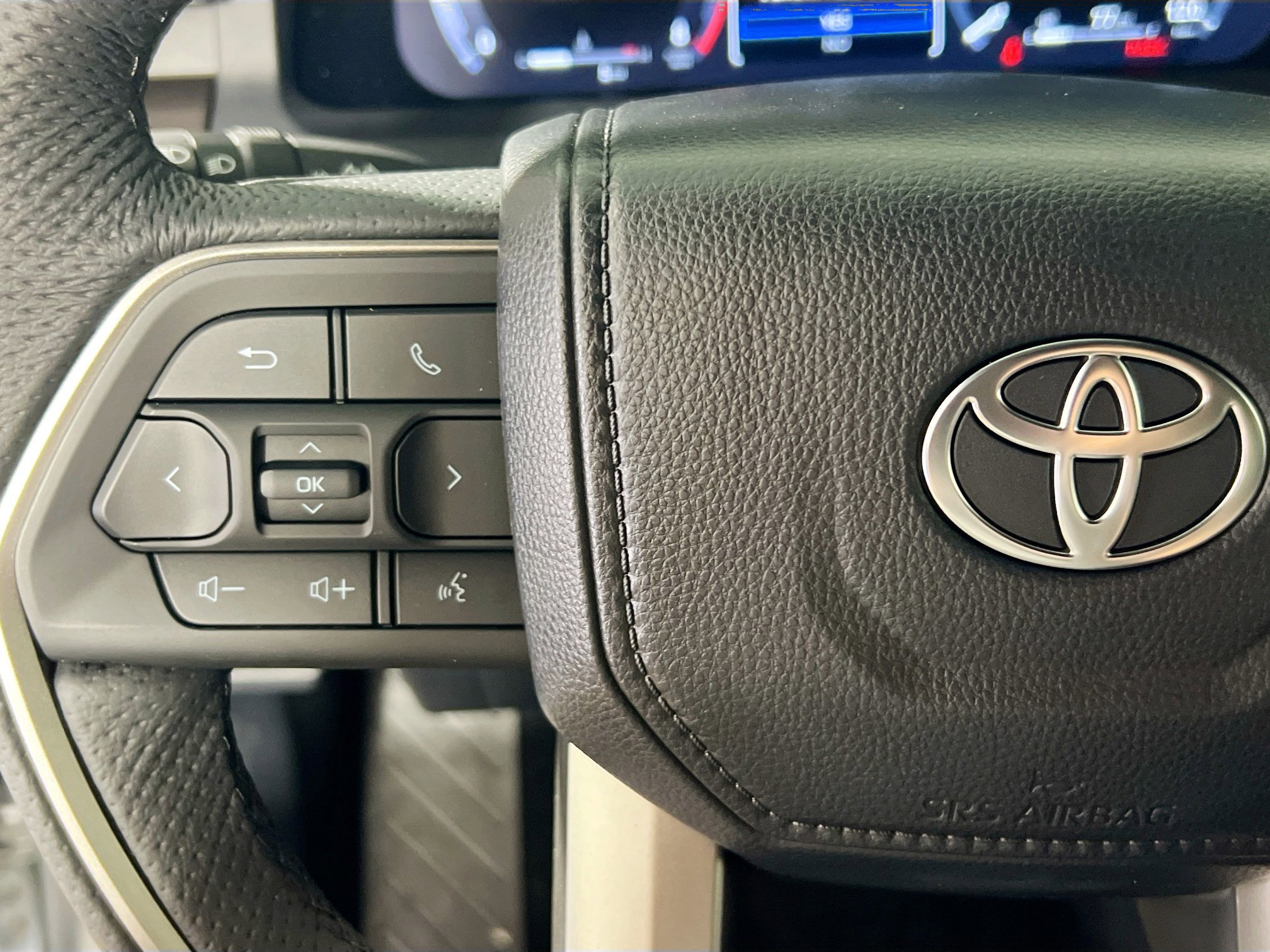New 2025 Toyota Tacoma TRD Off-Road image 18