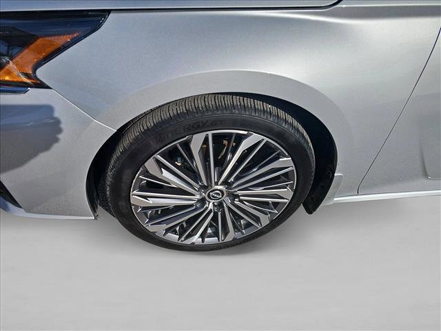 Used 2024 Nissan Altima 2.5 SL image 10