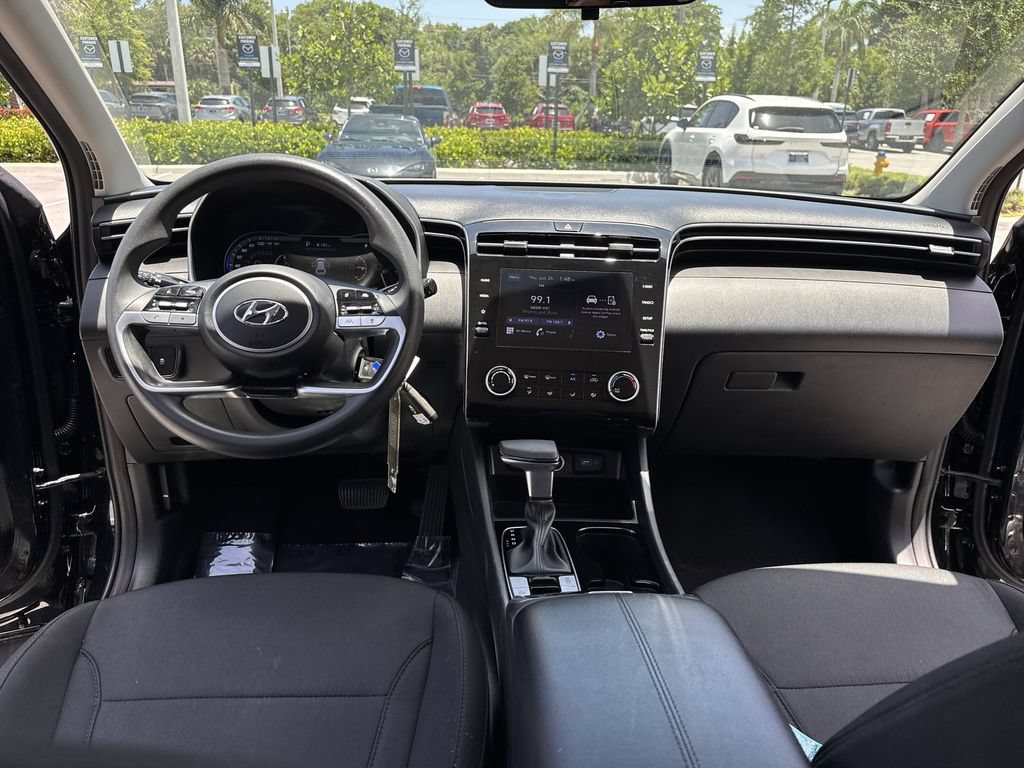 Used 2023 Hyundai Tucson SE FWD image 35