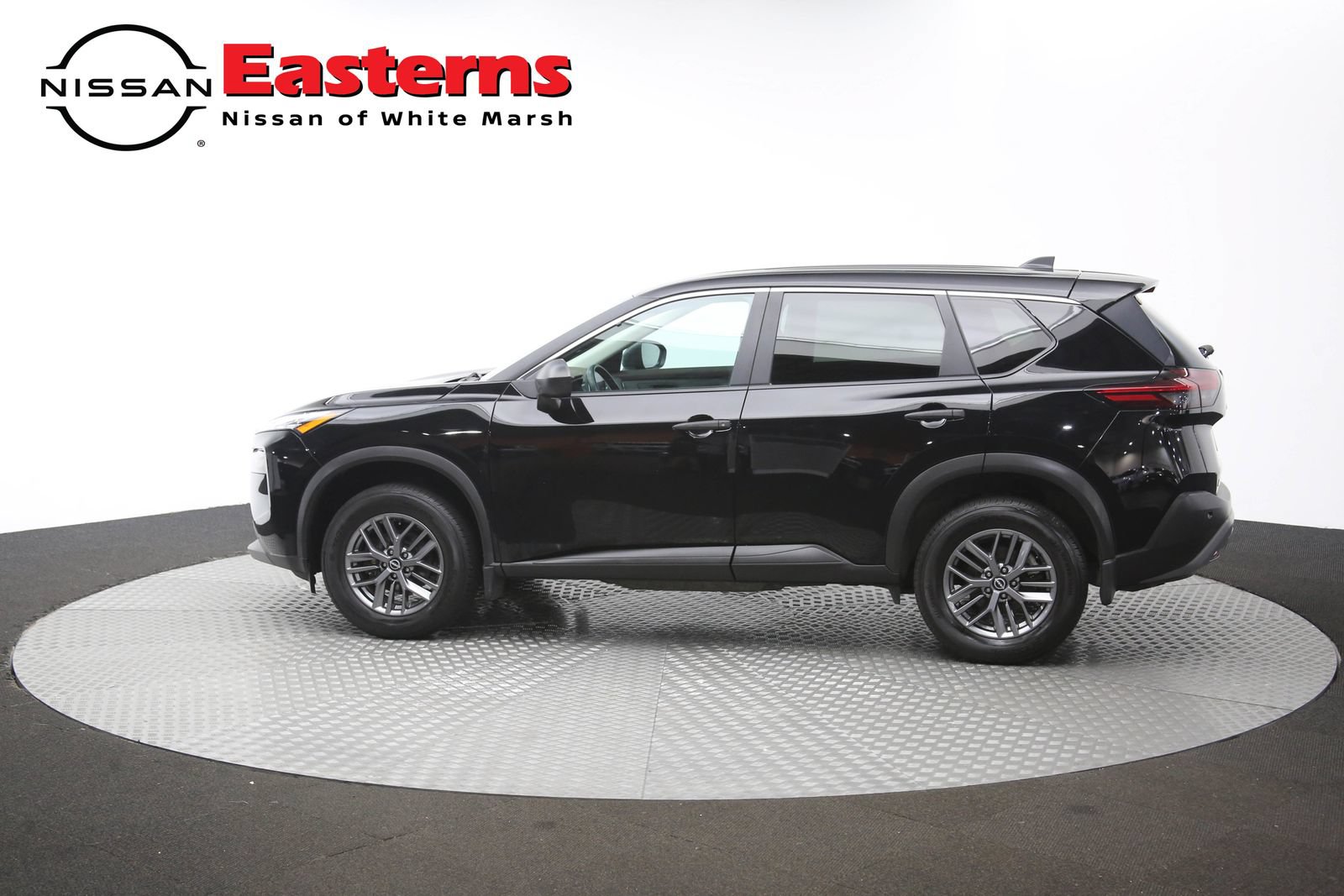 Used 2023 Nissan Rogue S AWD/4WD image 58