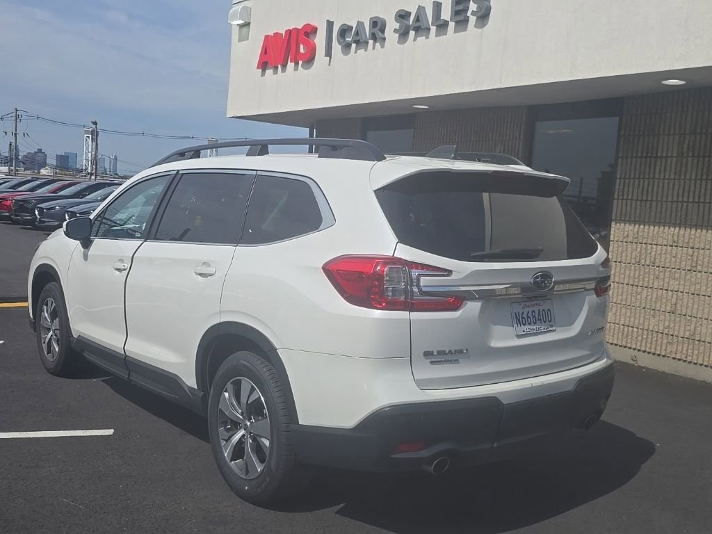 Used 2025 Subaru Ascent Premium AWD/4WD image 5