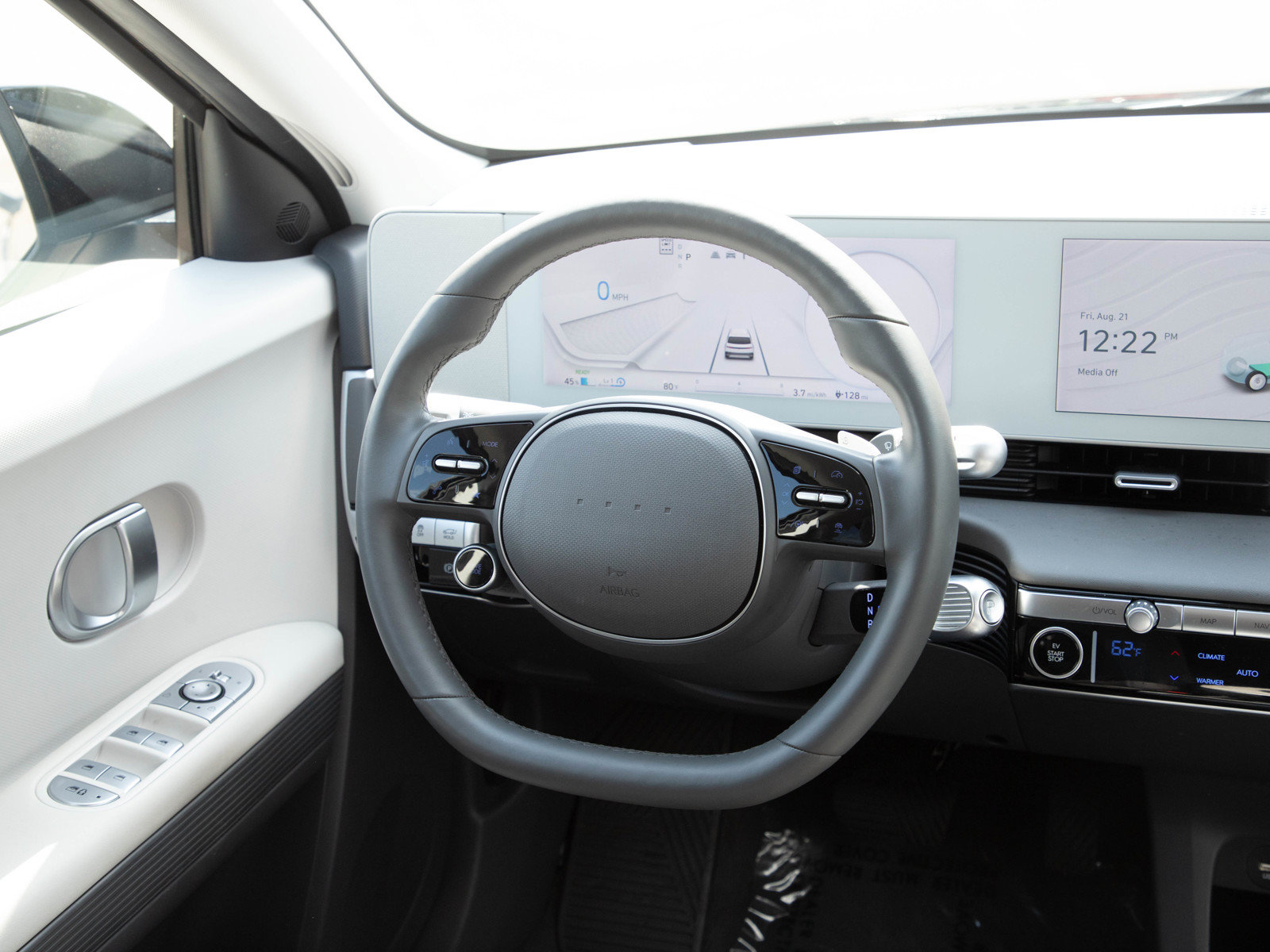 Certified 2024 Hyundai Ioniq 5 SEL AWD/4WD image 14