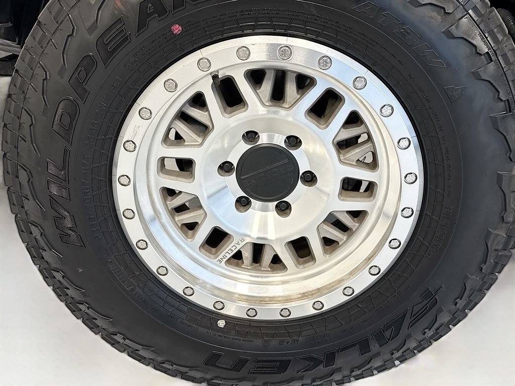 Used 2018 Toyota Tacoma TRD Sport image 31