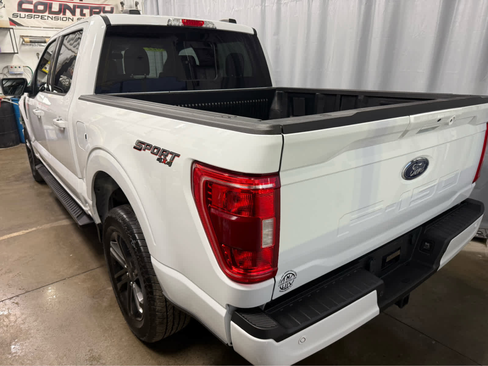 Used 2022 Ford F150 XLT w/ Equipment Group 302A High image 7