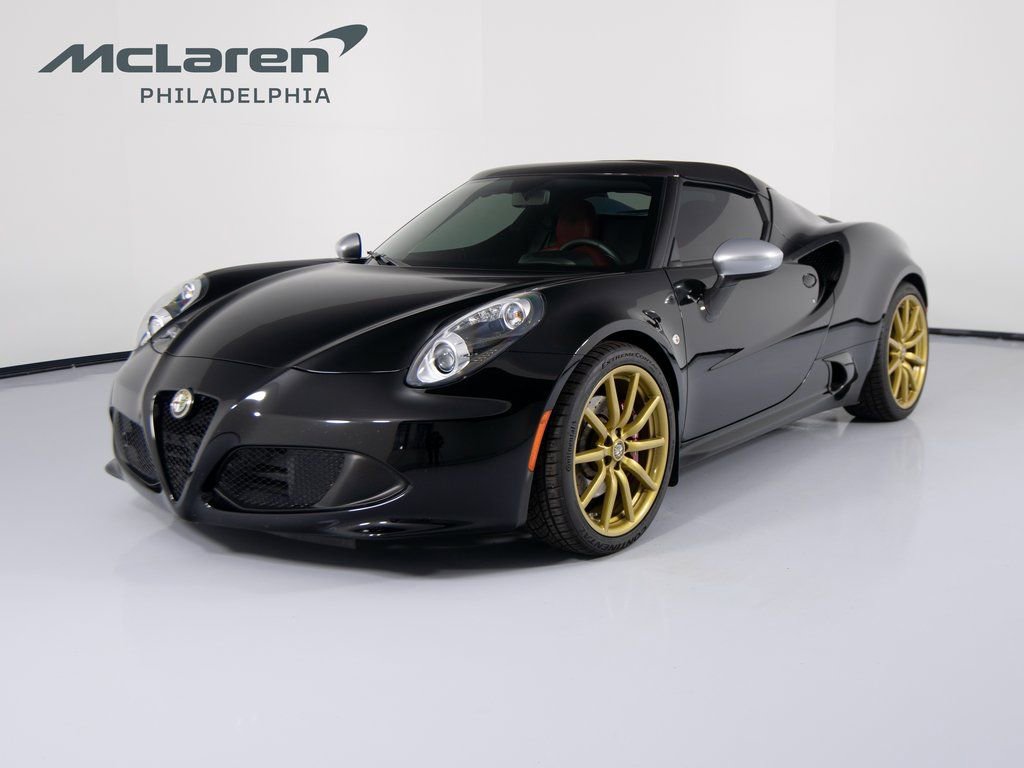 Used 2016 Alfa Romeo 4C Spider image 1