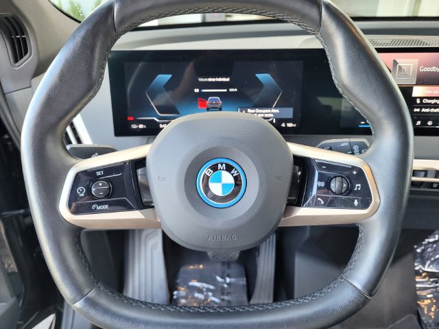 Used 2024 BMW iX xDrive50 w/ Convenience Package AWD/4WD image 23