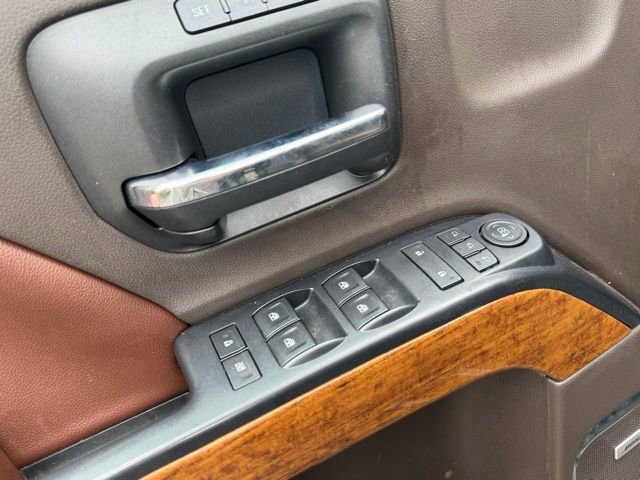 Used 2017 Chevrolet Silverado 2500 High Country AWD/4WD image 29