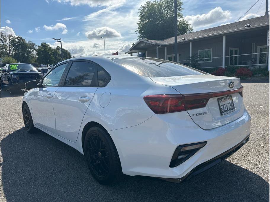 Used 2021 Kia Forte LXS image 5