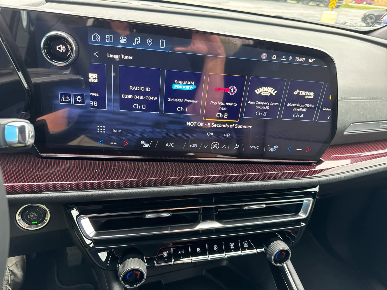 New 2026 Chevrolet Traverse Z71 image 28