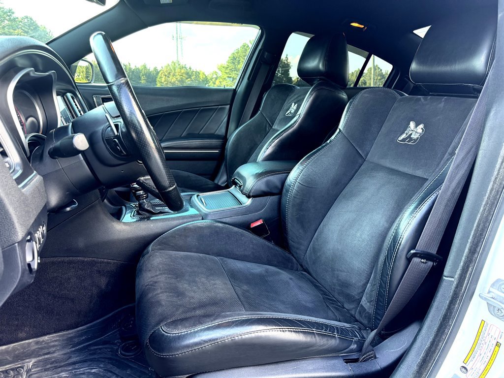 Used 2017 Dodge Charger R/T Scat Pack w/ Dynamics Package RWD image 4