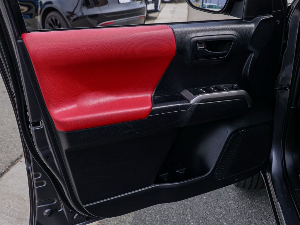 Used 2023 Toyota Tacoma SR5 RWD image 22