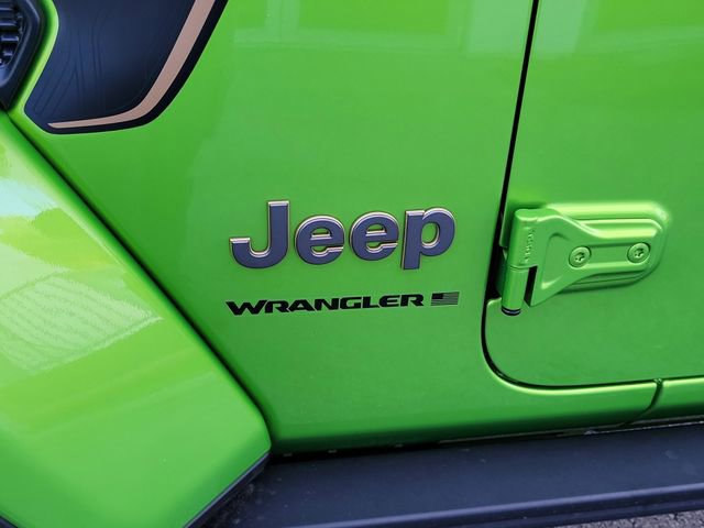 Used 2025 Jeep Wrangler Unlimited Rubicon 392 image 13