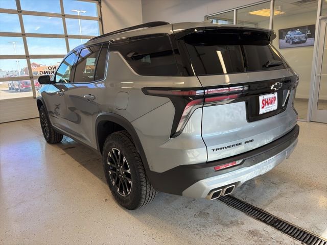 Used 2025 Chevrolet Traverse Z71 w/ Enhanced Driving Package image 7