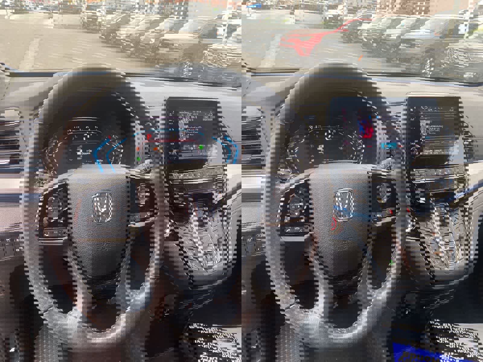 Used 2023 Honda Odyssey Touring image 10