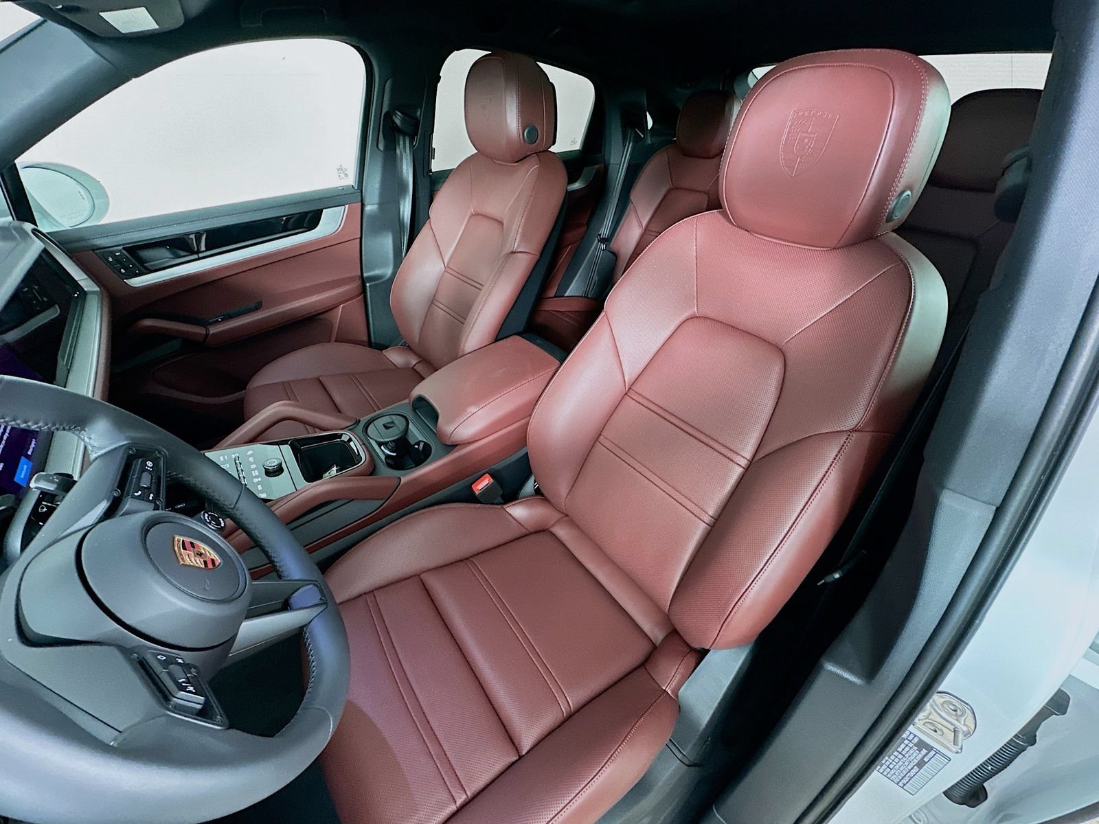 New 2026 Porsche Cayenne Coupe AWD/4WD image 33