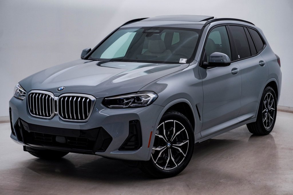 Used 2024 BMW X3 xDrive30i w/ Premium Package image 3