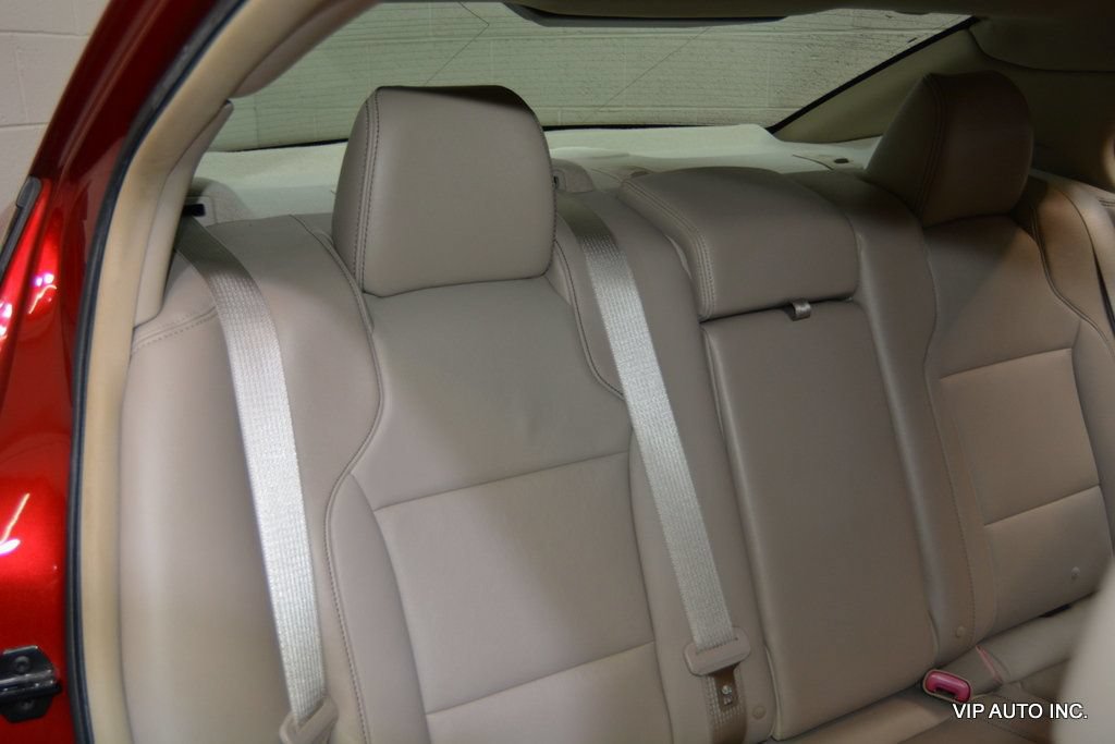 Used 2011 Ford Taurus SEL w/ 202A Rapid Spec Order Code FWD image 24