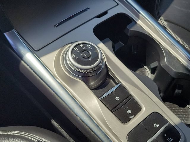 Certified 2023 Ford Explorer XLT w/ Equipment Group 202A RWD image 11