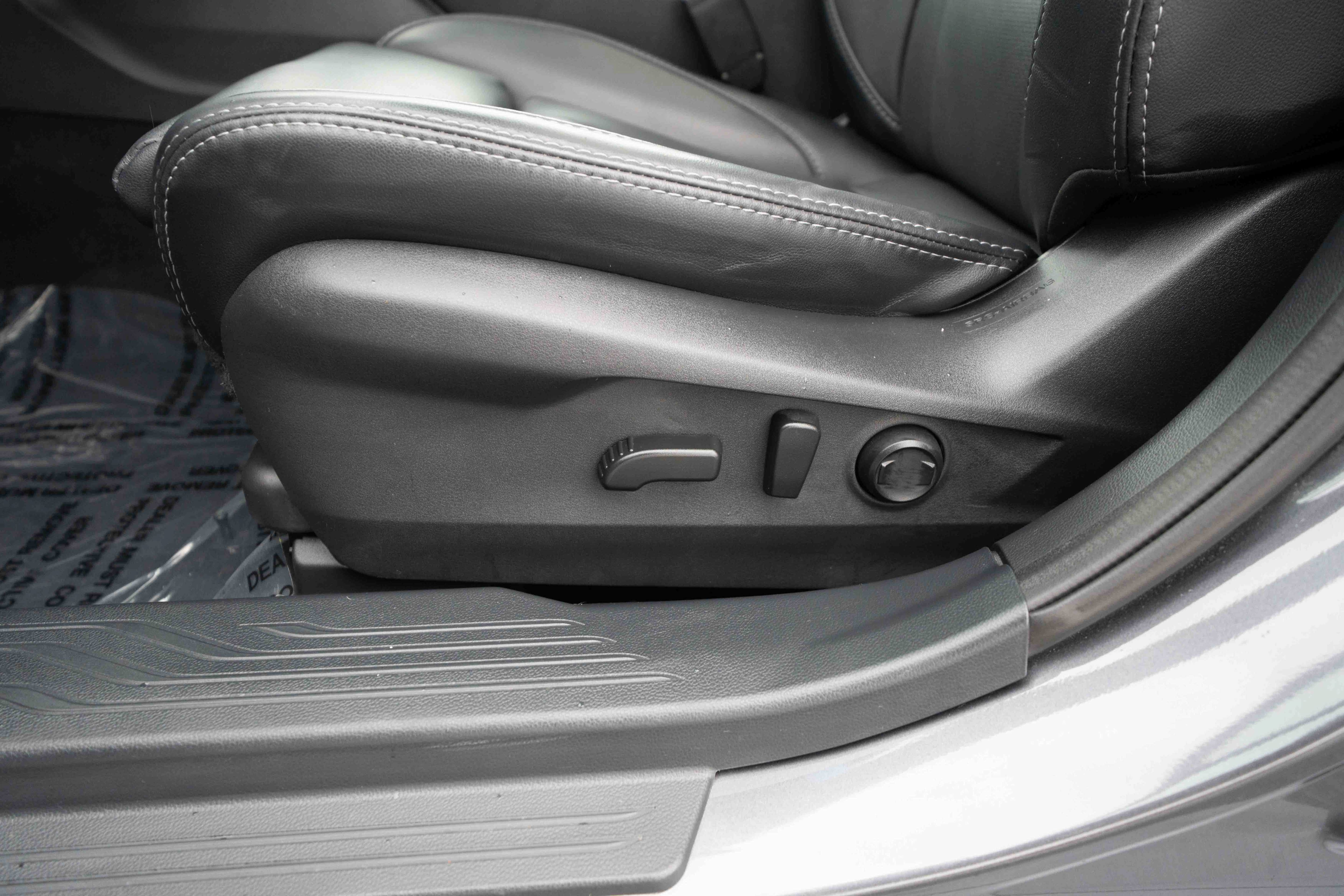 Used 2022 Subaru Legacy Limited AWD/4WD image 12