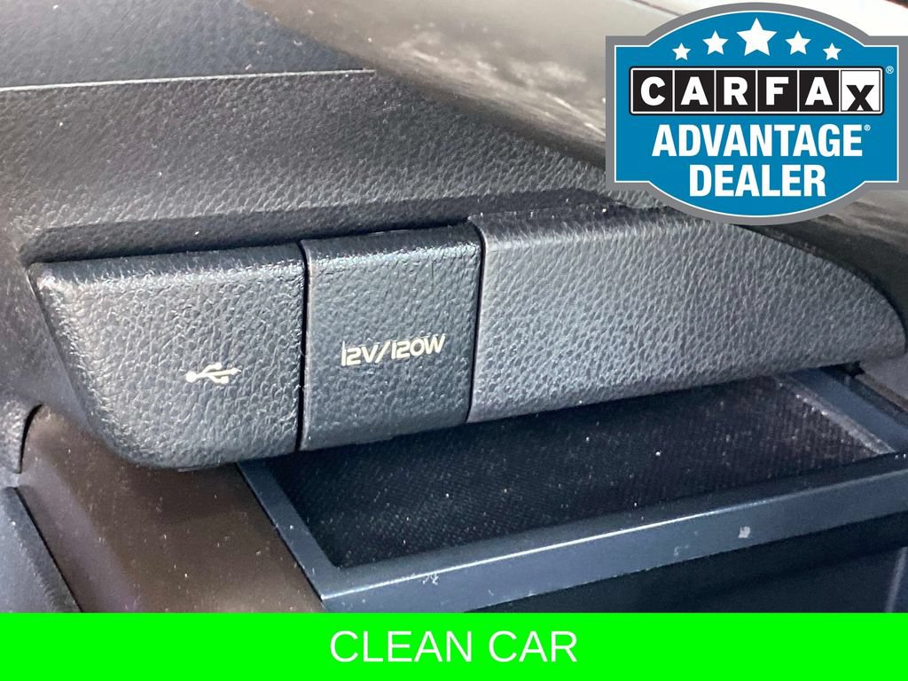 Used 2022 Toyota Camry SE FWD image 13