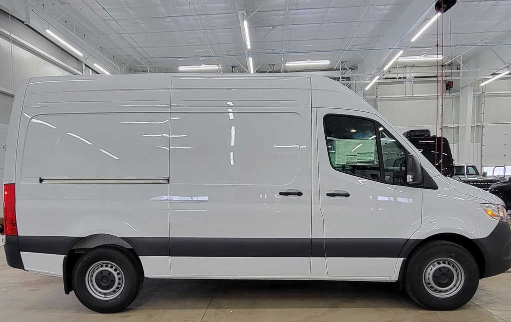 New 2025 Mercedes-Benz Sprinter 2500