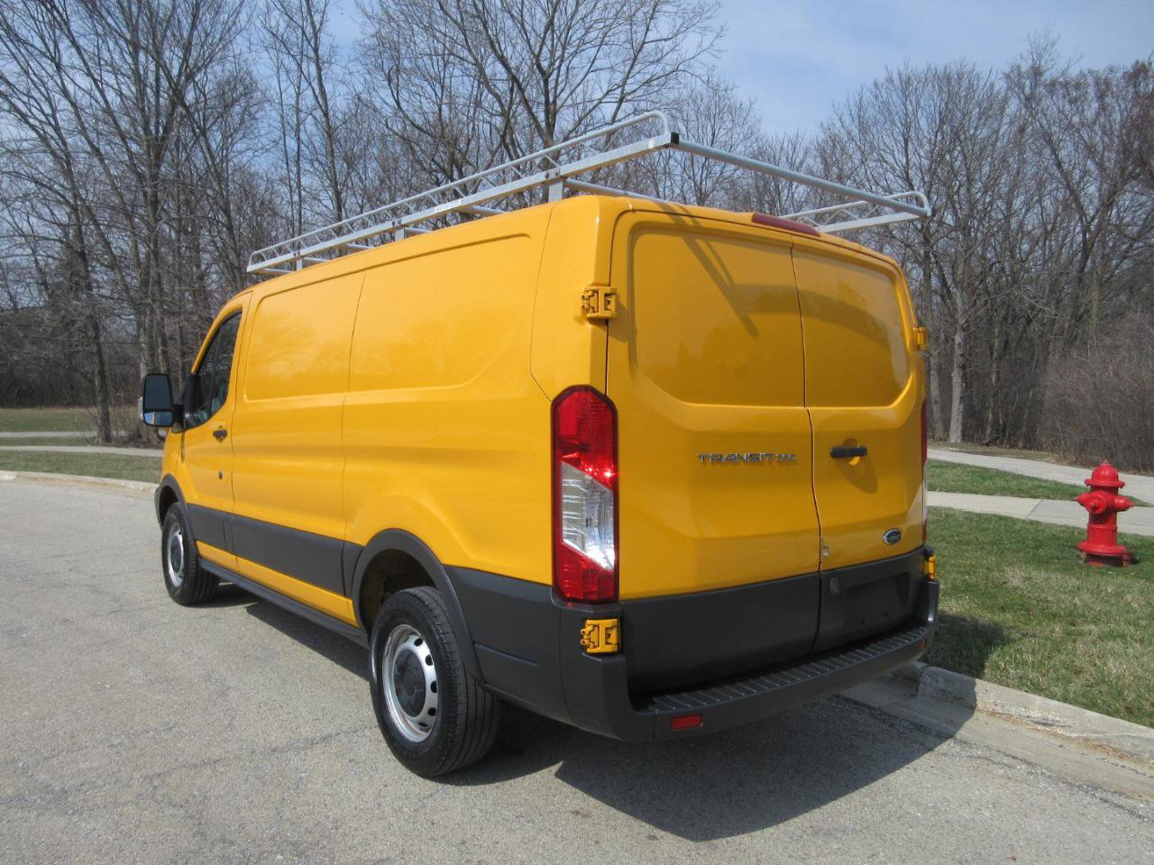 Used 2017 Ford Transit 250 130 Low Roof RWD image 28