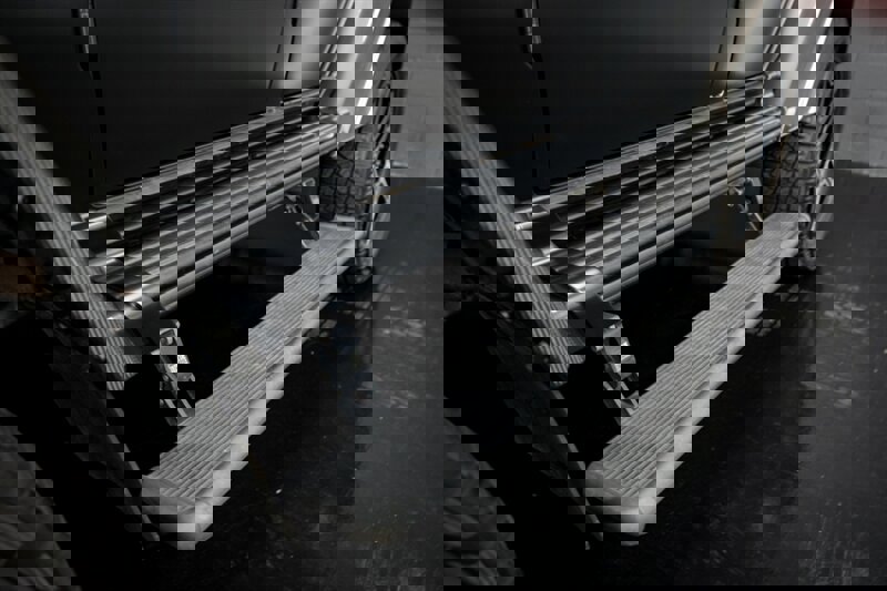 Used 2018 Mercedes-Benz G 550 Squared image 11