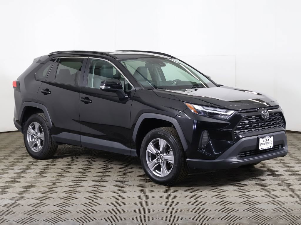 Used 2024 Toyota RAV4 XLE image 48