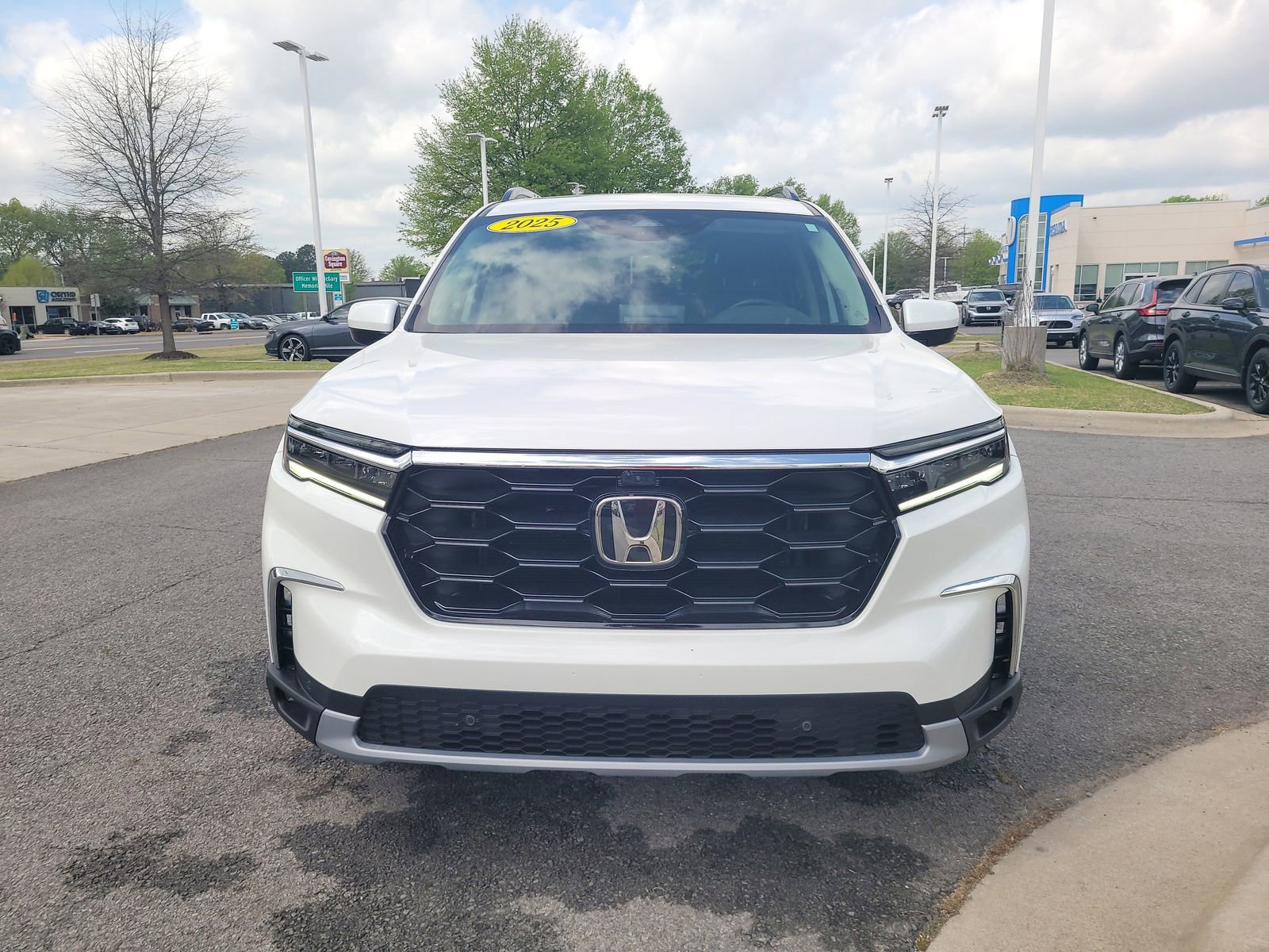 Certified 2025 Honda Pilot Elite image 8