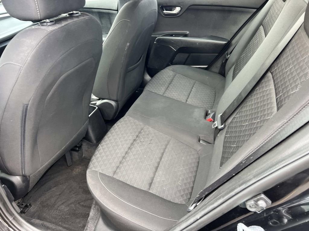 Used 2022 Kia Rio LX FWD image 11
