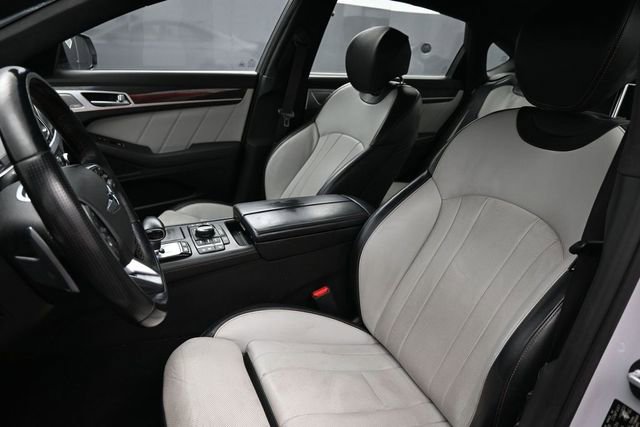 Used 2019 Genesis G80 3.3T Sport RWD image 13