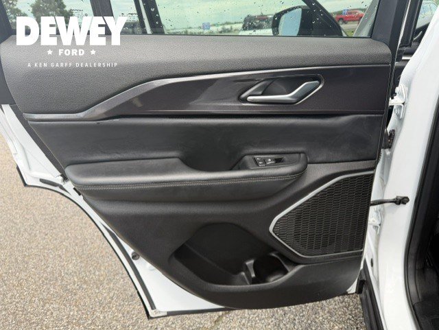 Used 2022 Jeep Grand Cherokee Altitude AWD/4WD image 23