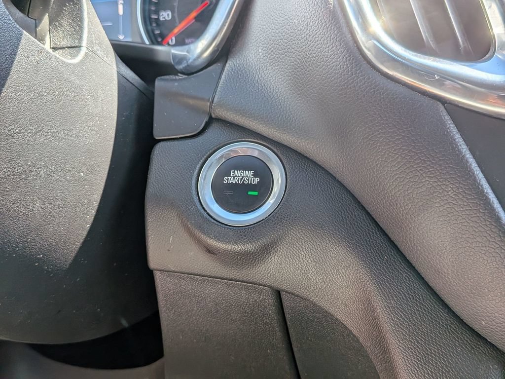 Used 2023 Chevrolet Equinox LT w/ LPO, Floor Liner Package AWD/4WD image 29