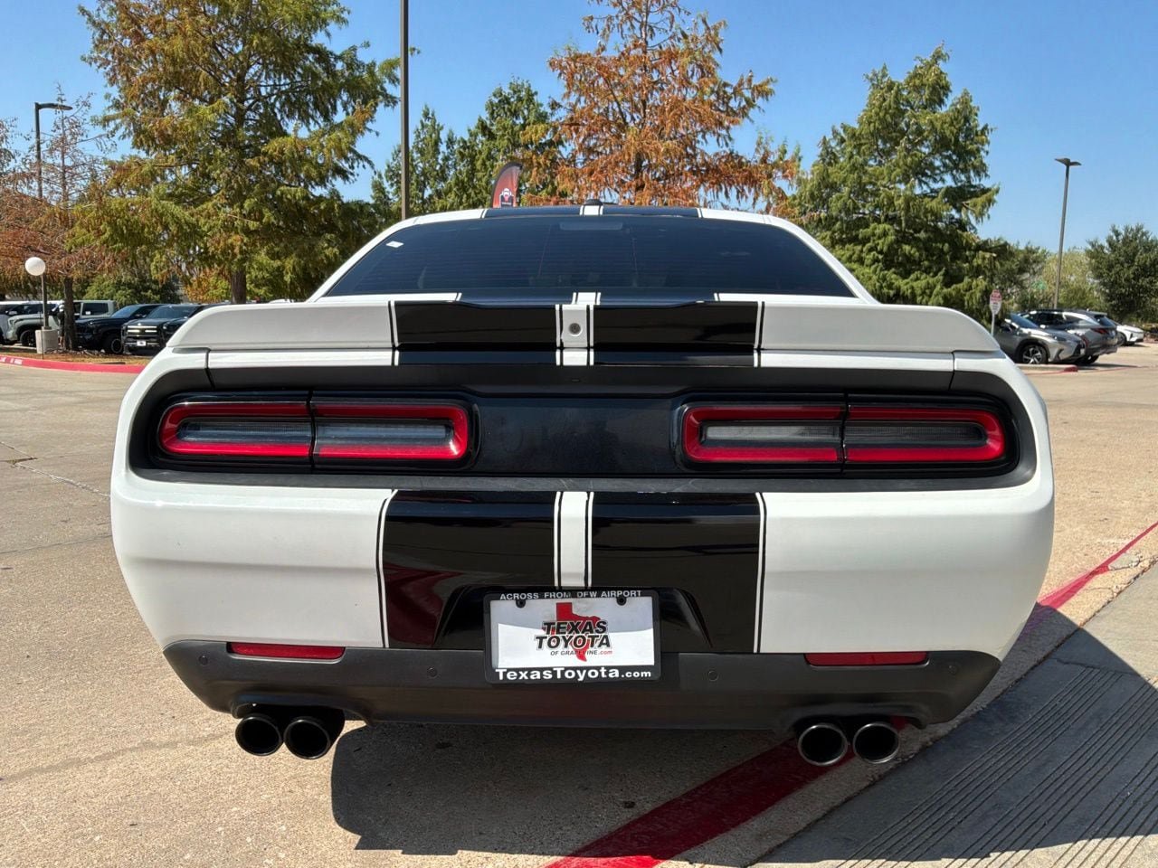 Used 2019 Dodge Challenger R/T w/ Driver Convenience Group RWD image 7