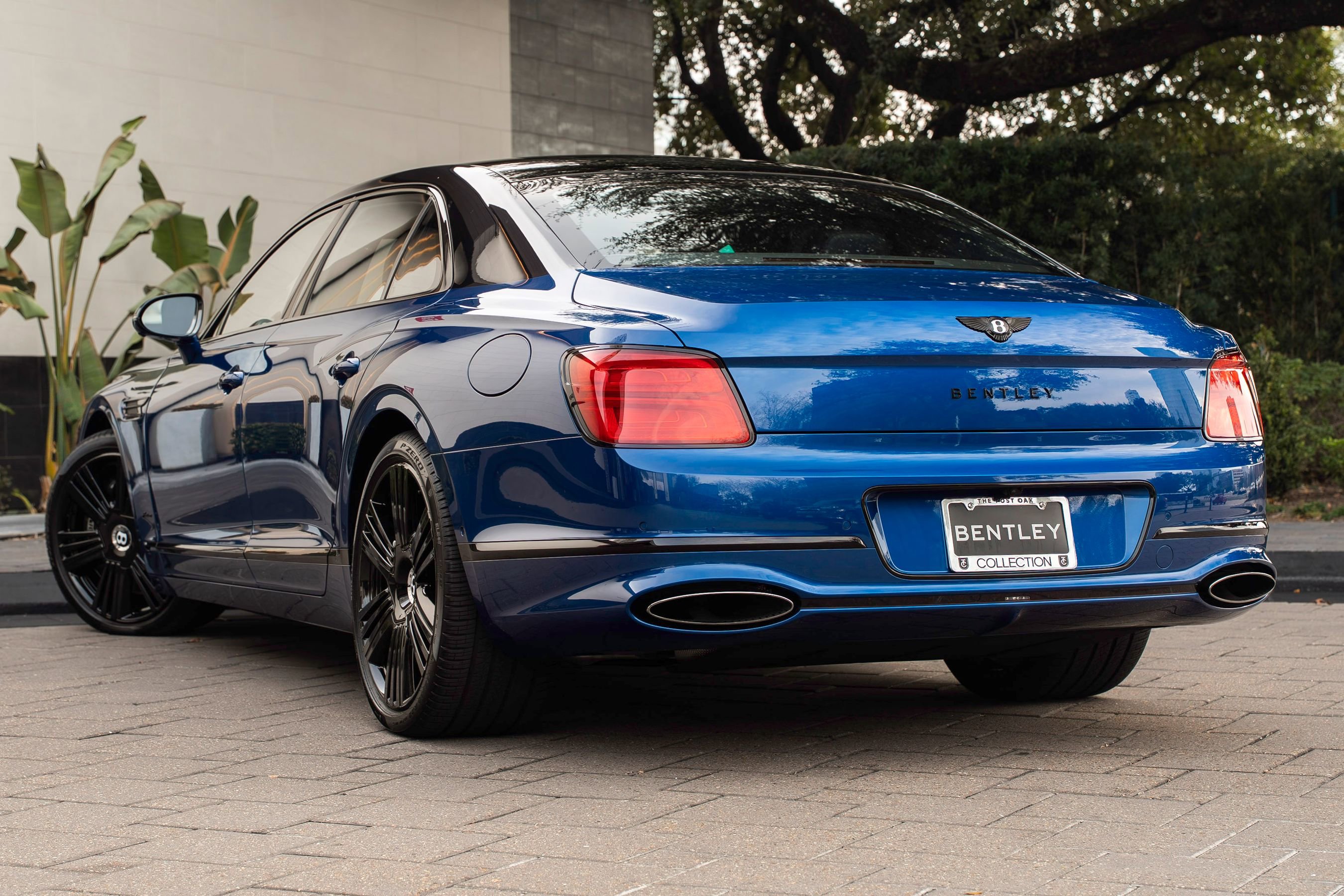 Certified 2026 Bentley Flying Spur Plug-In Hybrid AWD/4WD image 52