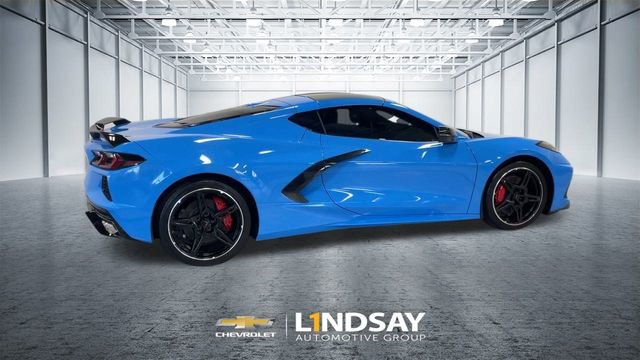 Used 2021 Chevrolet Corvette Stingray Premium Cpe w/ Z51 Performance Package image 2