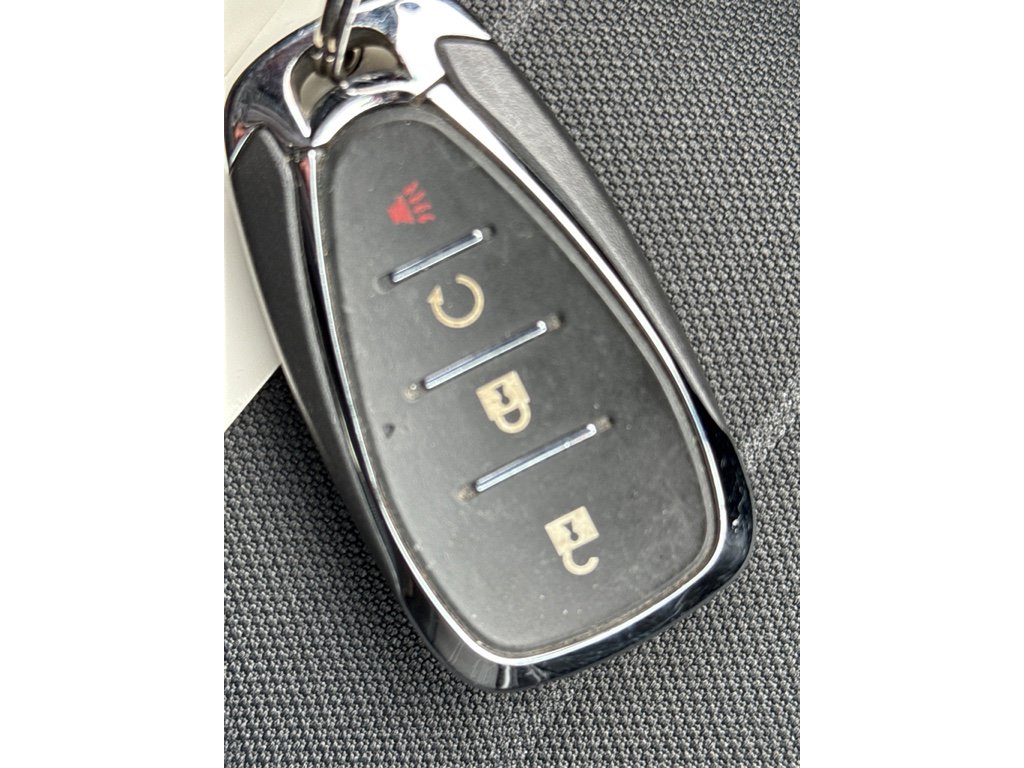 Used 2019 Chevrolet Trax LT w/ Sun & Sound Package image 36