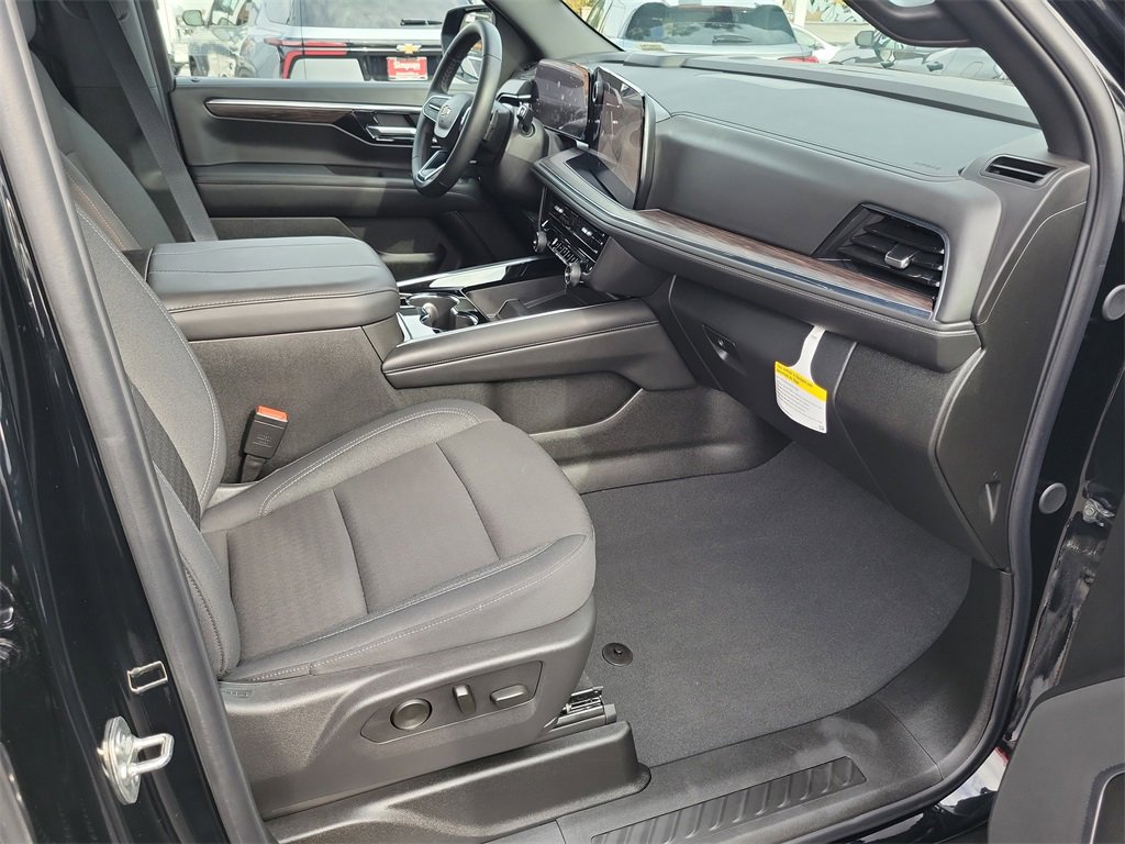 Certified 2025 Chevrolet Tahoe LS image 16