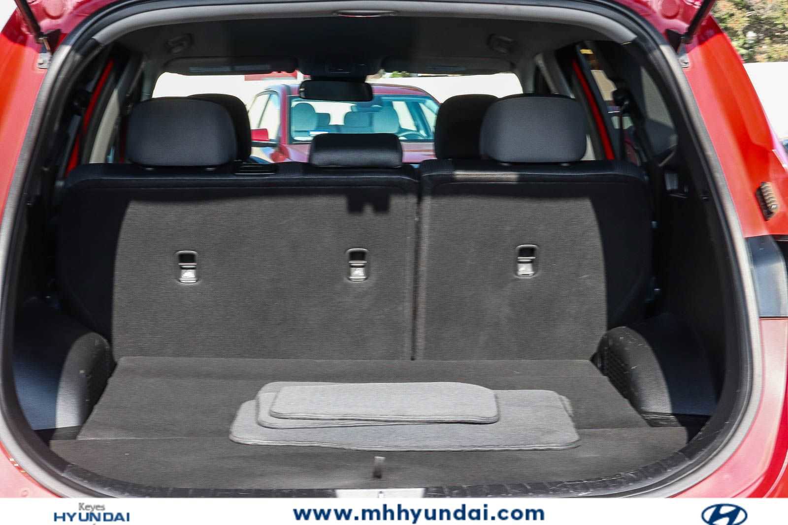 Used 2019 Hyundai Santa Fe SE AWD/4WD image 25