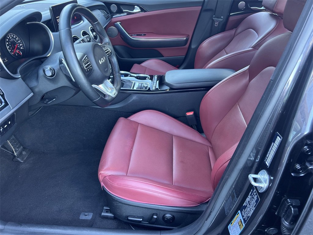 Used 2023 Kia Stinger GT-Line w/ Sun & Sound Package image 9